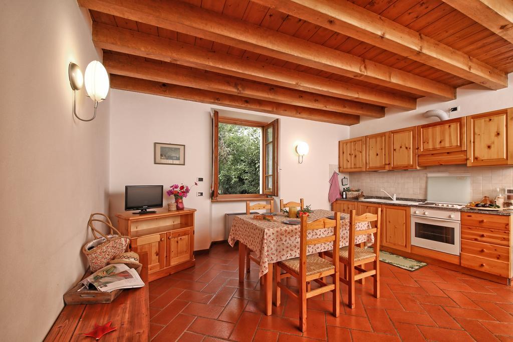 منزل الضيف سان فيليتْشي ديل بيناكو  في Agriturismo La Breda المظهر الخارجي الصورة